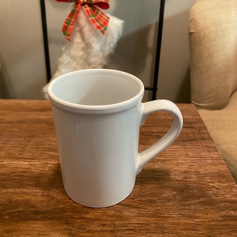 4 items for $10❄️ White ceramic mug